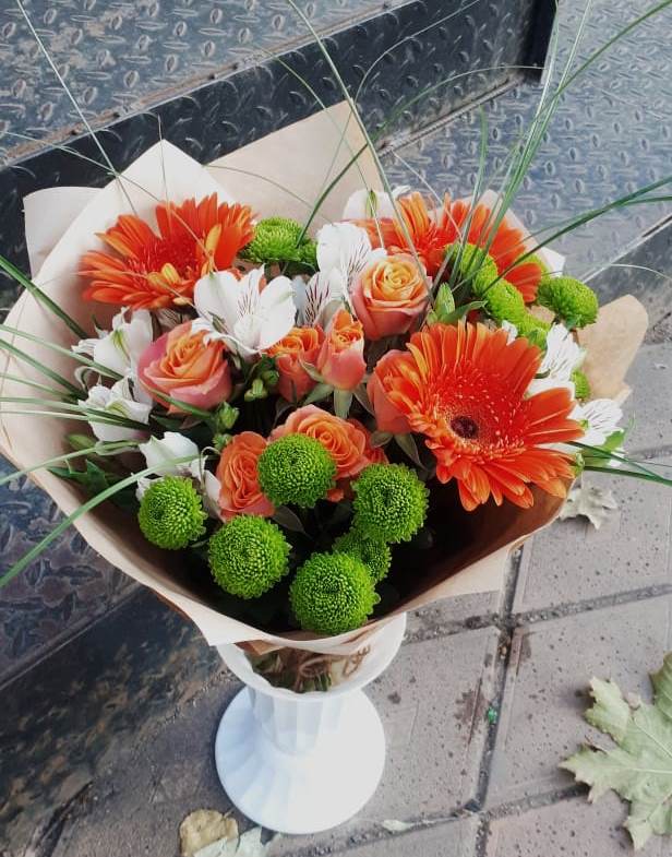 Букет цветов из: Герберы, Хризантемы, Альстромерии и Розы в Тогучине