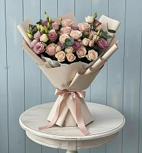 Букет цветов из:  Розы и Лизиантусы в Тогучине