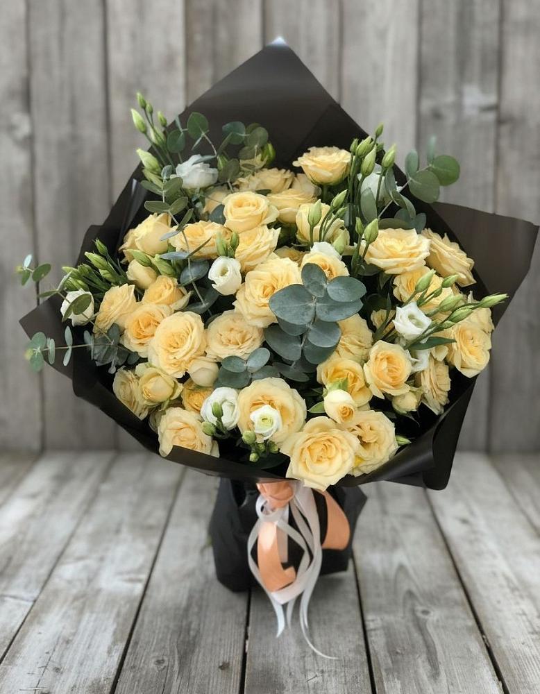 Букет цветов из: Розы и Лизиантусы в Тогучине