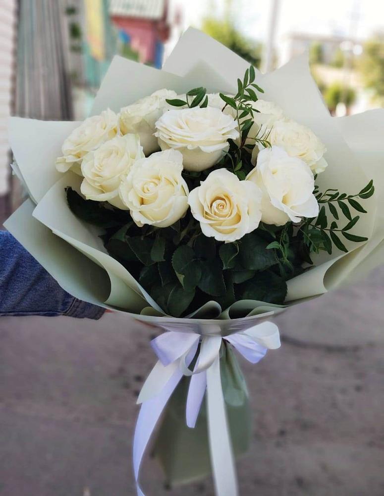 Букет Белые розы Проуд в Тогучине