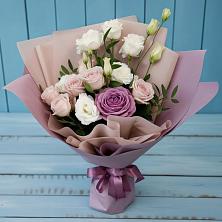 Букет цветов из:  Розы и Лизиантусы в Тогучине