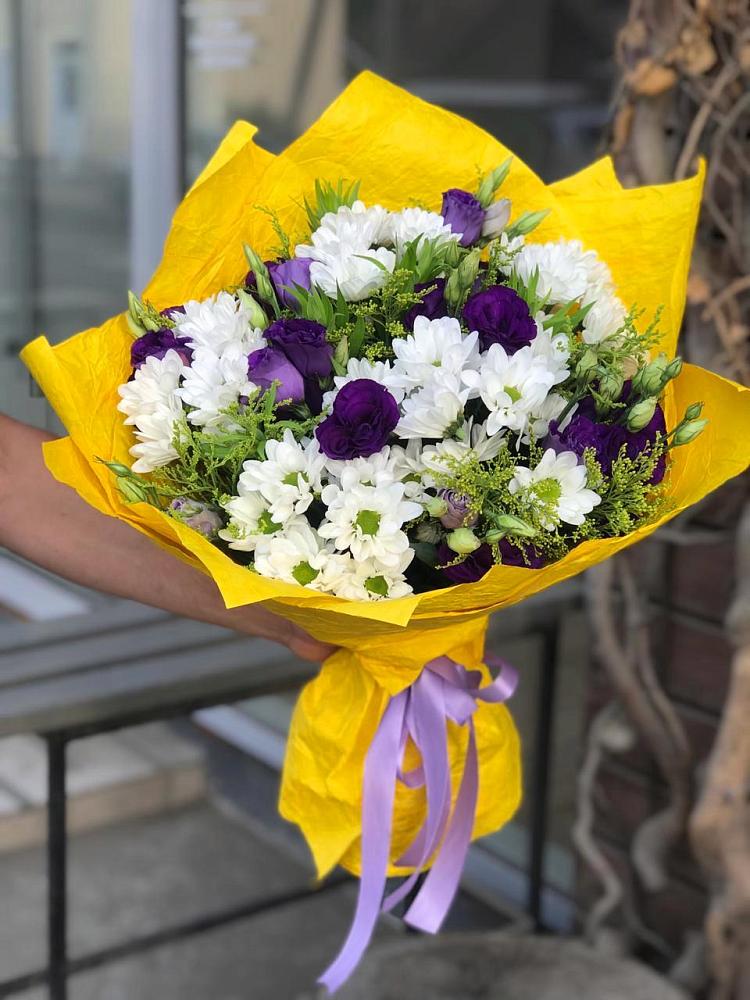 Букет цветов из: Ирисы, Хризантемы и Ромашки в Тогучине