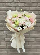 Букет цветов из:  Гвоздики, Розы, Лизиантусы и Хризантемы в Тогучине