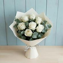 Букет Белые розы в Эвкалипте в Тогучине