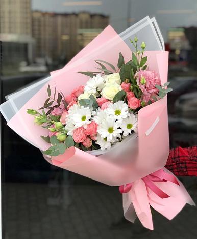 Букет цветов из: Розы, Лизиантусы и Хризантемы в Тогучине