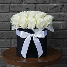 Цветочная композиция из Розы в шляпной коробке в Тогучине